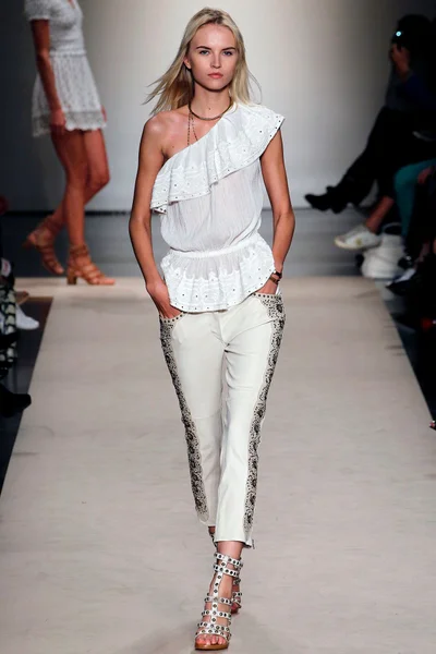Look 36